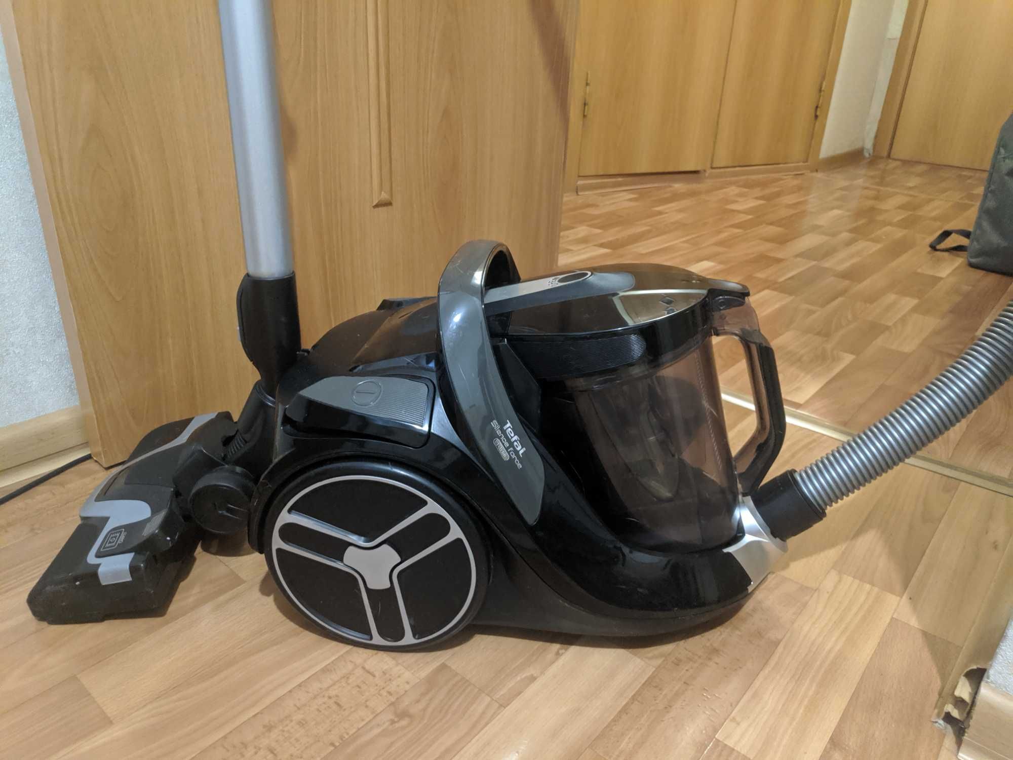 Продам пылесос tefal