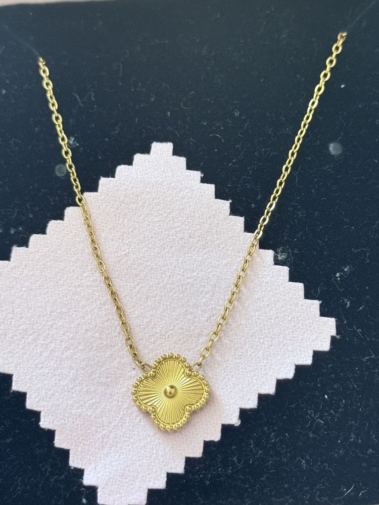 Гривна и колие тип Van Cleef