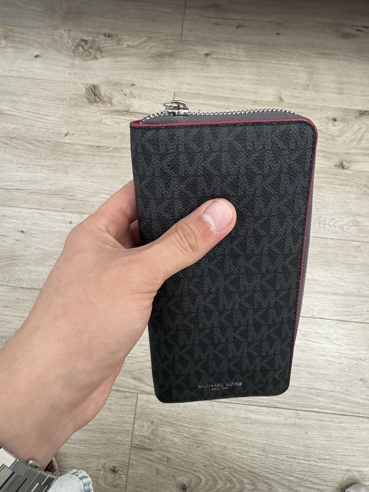 Кошелек Michael Kors в темно сером цвете