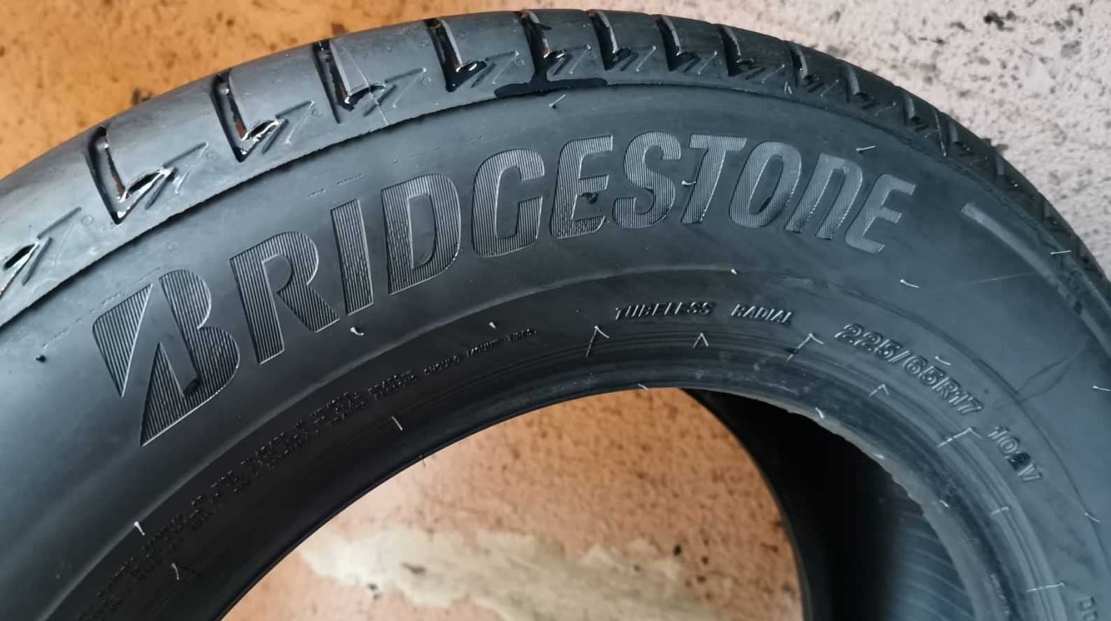 Bridgestone 225/65/17- anvelope SH, de vara, import Germania