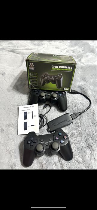 Игровая приставка.