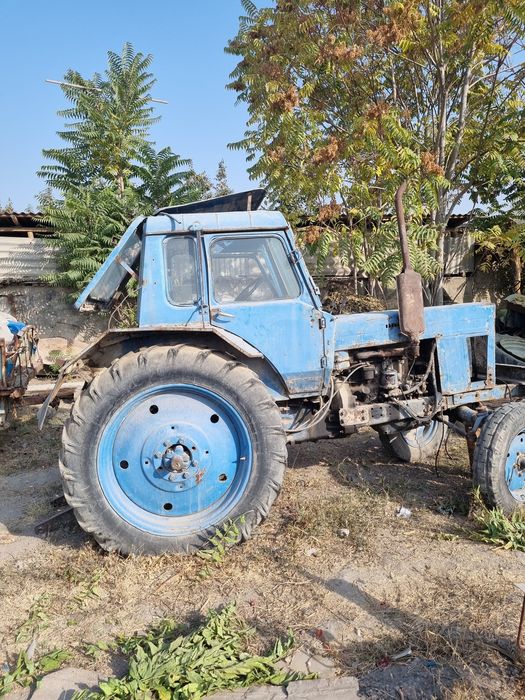 Трактор Беларус 80