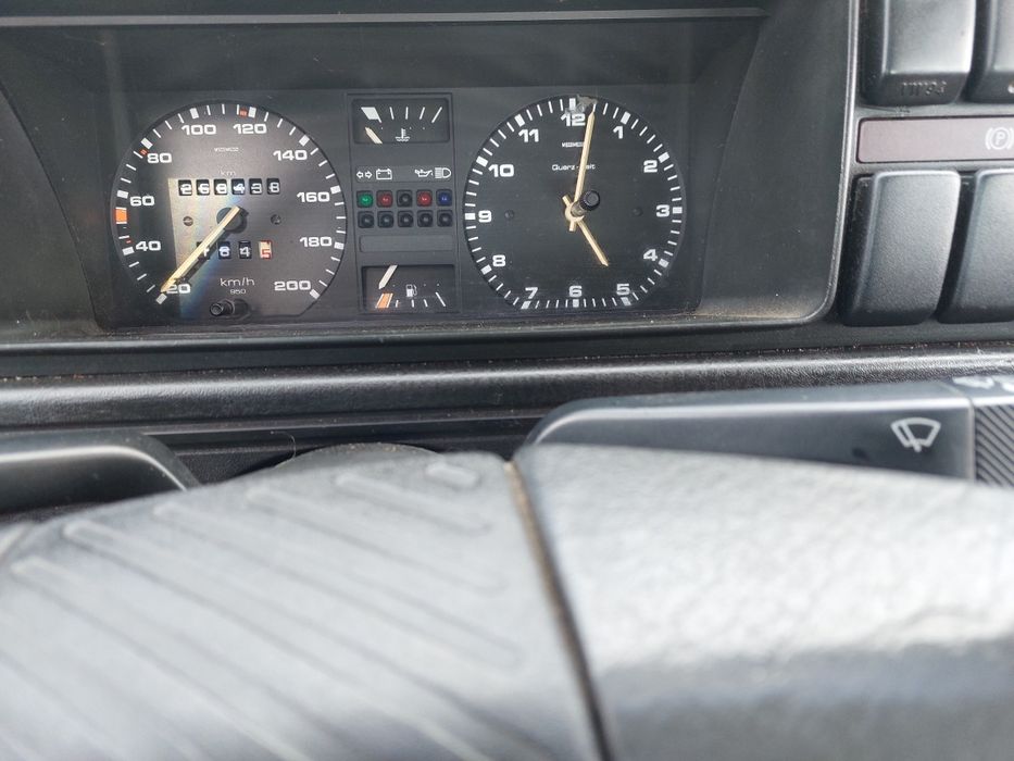 Продава се Голф 2