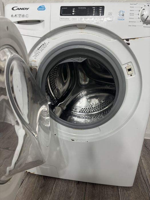 Продается стиралтная машинка 15 тыс