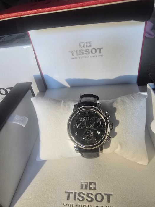 Оригинален дамски часовник TISSOT T-lady Dressport T050