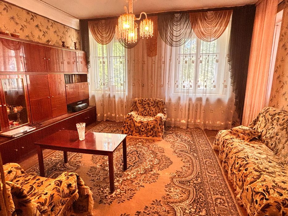 Продам 2- комнатную квартиру.