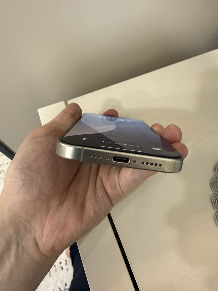 Iphone 15 pro (87% )2 simkart imeyki est karobka dok est vse full !!!