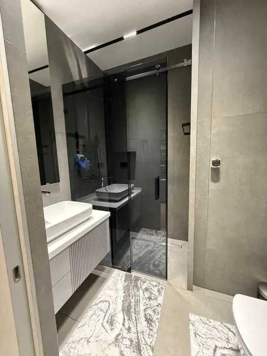 Шикарная квартира Срочно! сдается 4х-ком в центре метро Минор 985*
