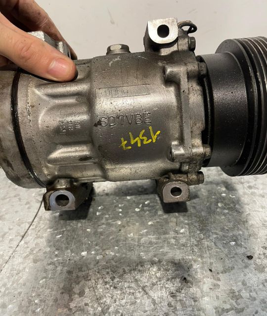Compresor AC 8200117767  1347 Dacia Logan prima generatie
