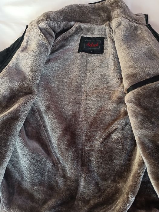 Продам новую  зимнюю куртку .