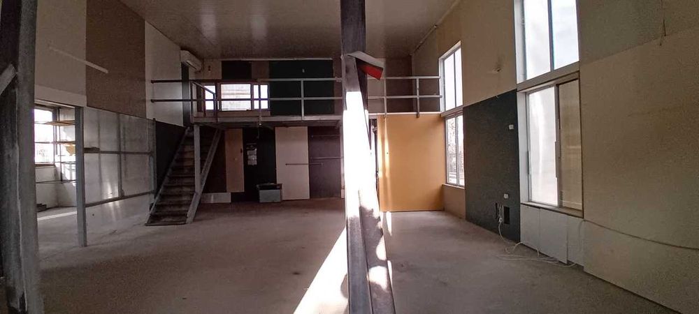 Давам под анем склад в Младост 3