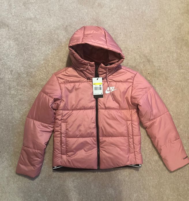 Ново Дамско Зимно Яке Nike Classic Therma-Fit