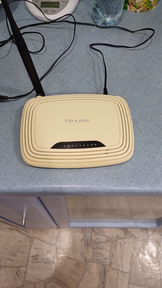 Продам роутер TP Link