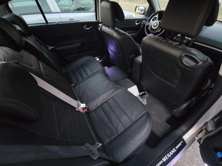 Megane 2.2 1.6v RS look