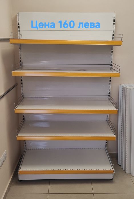 Дървен шкаф с плот