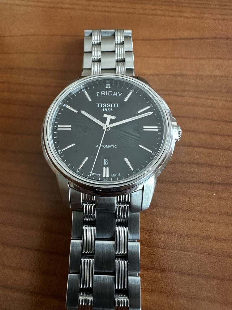 Продавам Tissot Day&Date