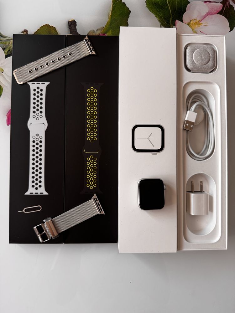 Apple watch series 4 , 40 mm