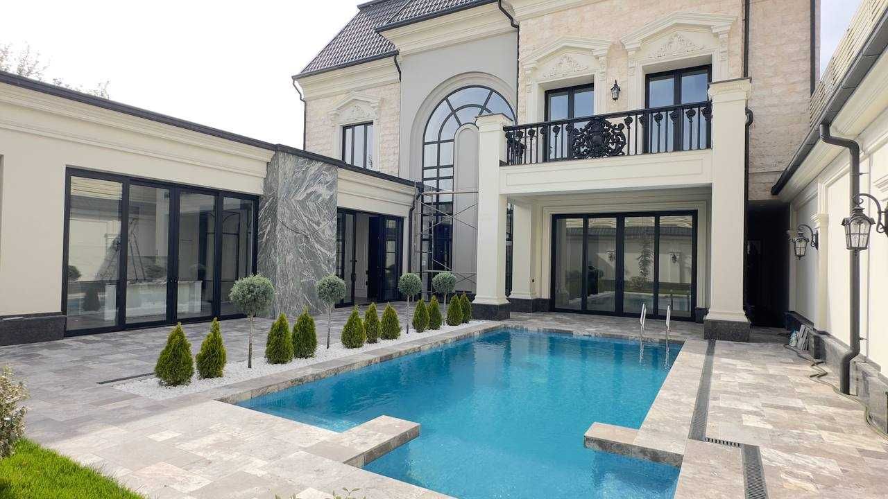 Центр Луначарского | Дом - 6 соток: 7 комнат: Бассейн: Сауна: 800 м²