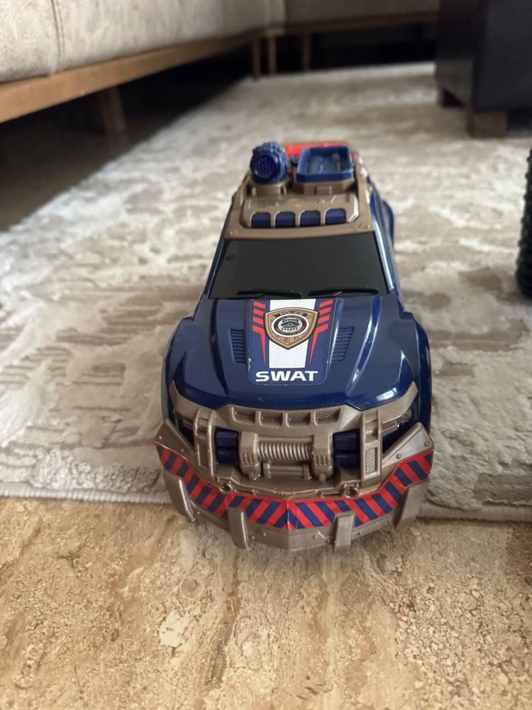 Maisto RC - R/C Rock Crawler кола с дистанционно
