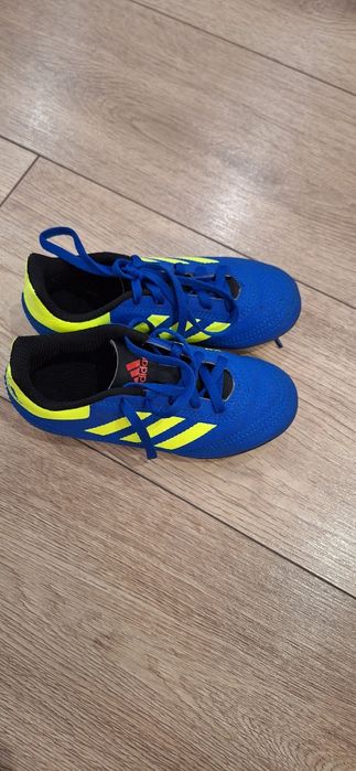 Детски  маратонки калеври Adidas