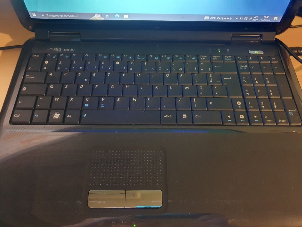 2 бр. Лаптоп Asus x5ea и Acer e1-531