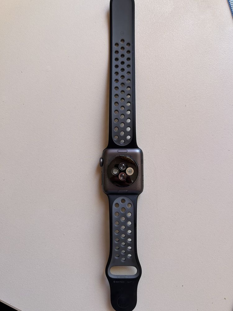 Apple Watch series 2 38 mm aluminium case Nike series