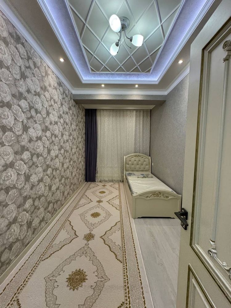 Продам квартиру Яккасарайский район ЖК Дрим хаус 4/7/10 105кв