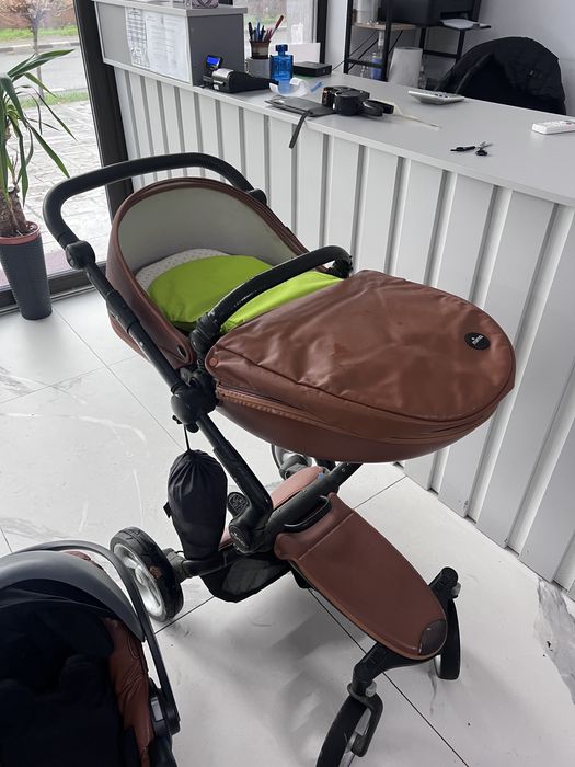Vand Carucior de copii Mima + scoica de masina