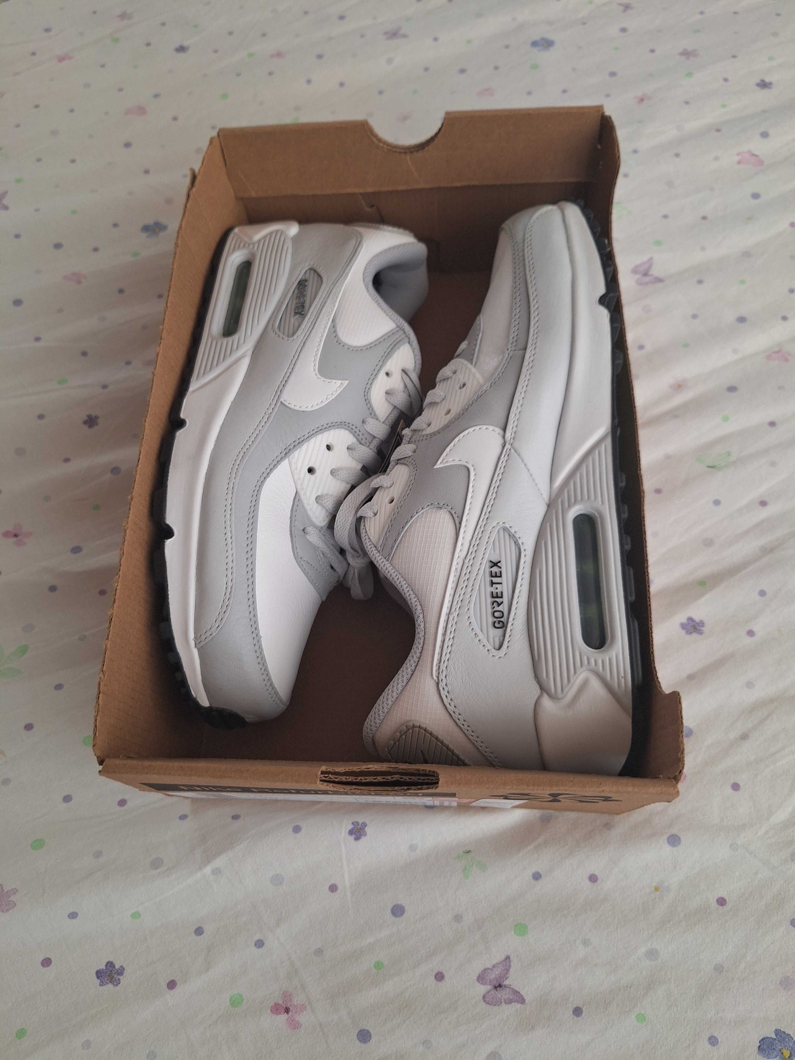 Мъжки маратонки NIKE AIR MAX 90 GTX