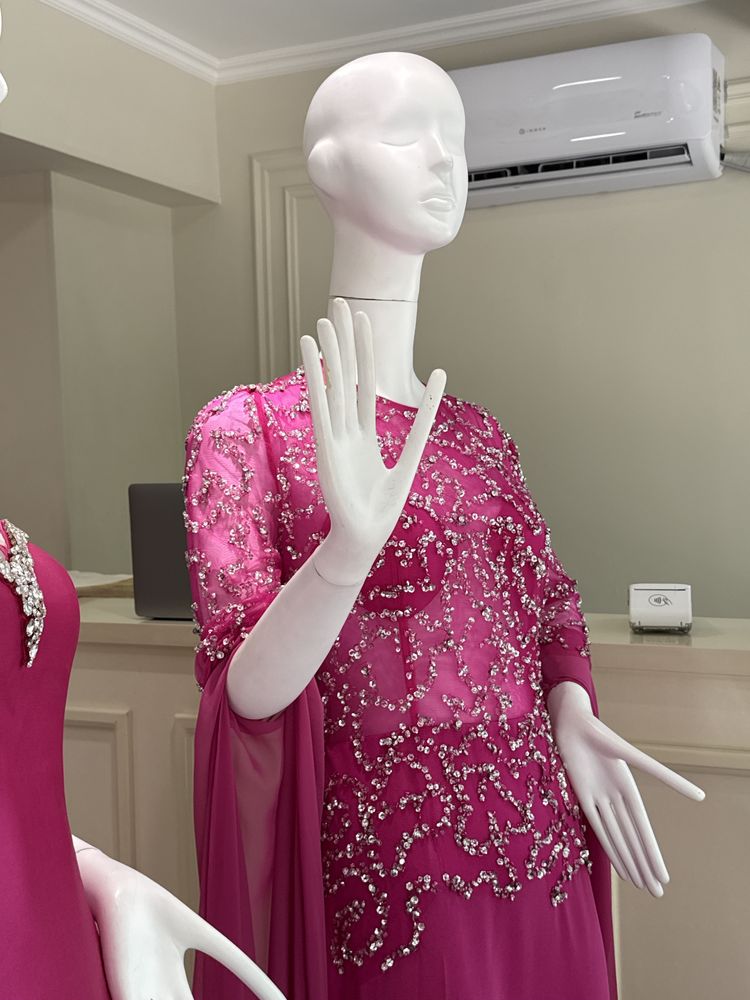 Манекены Max Mara для витрины вашего магазина