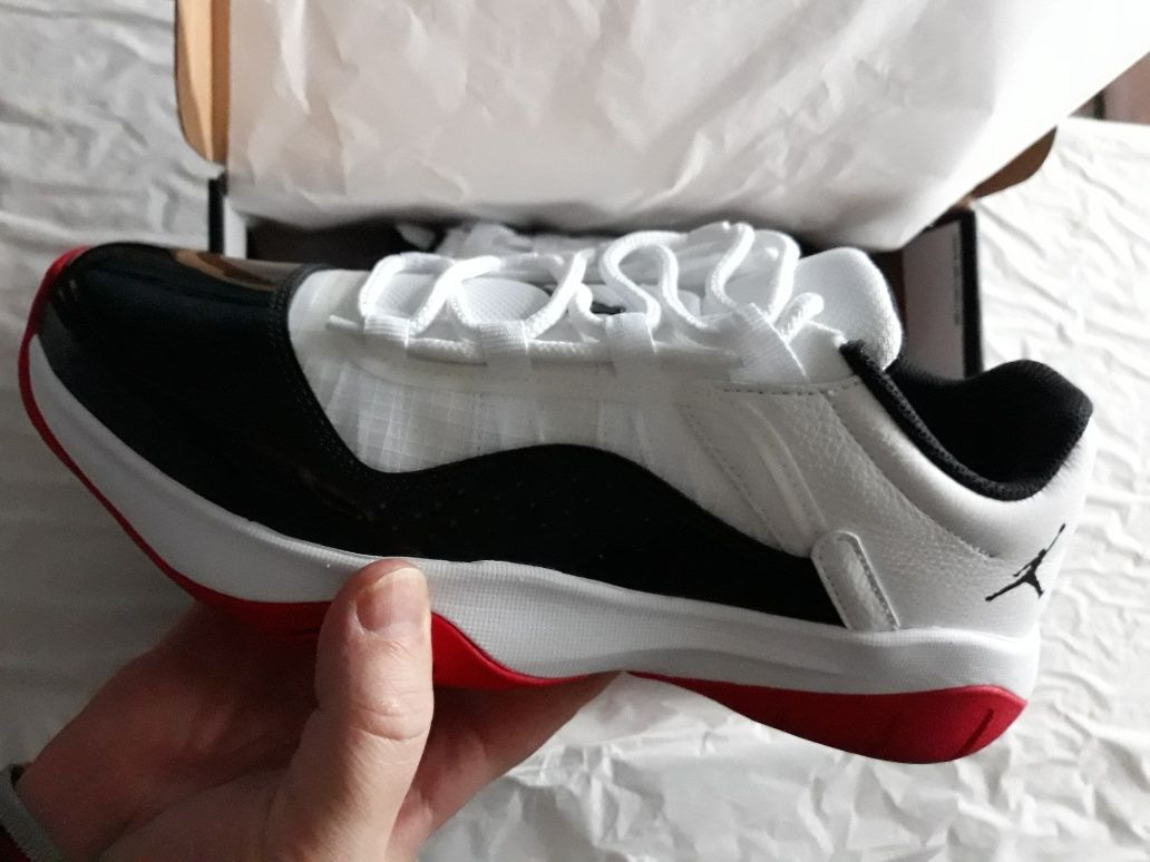 Jordan Air 11 CMFT LOW nr42 originali nou