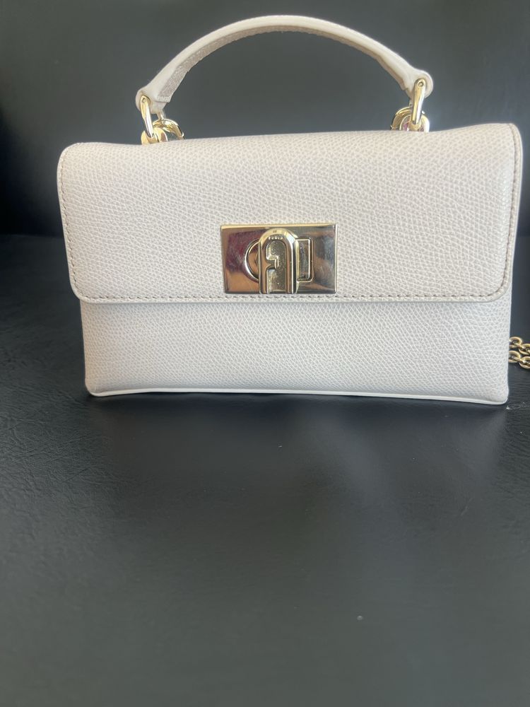 Дамска чанта Furla