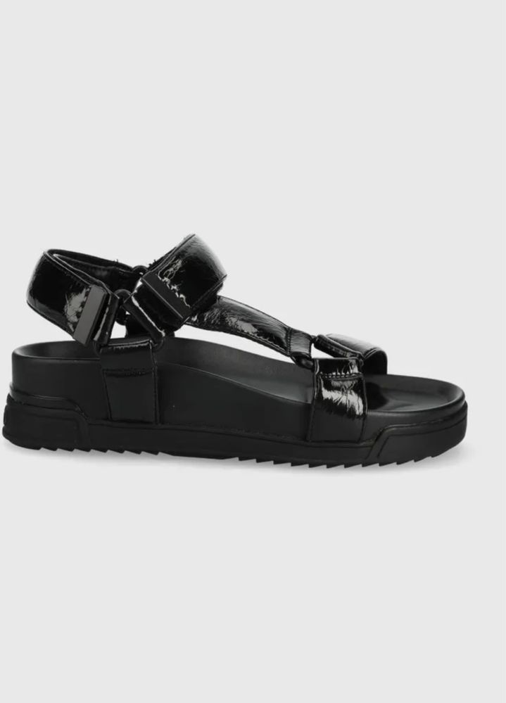 Дамски сандали Aldo 38