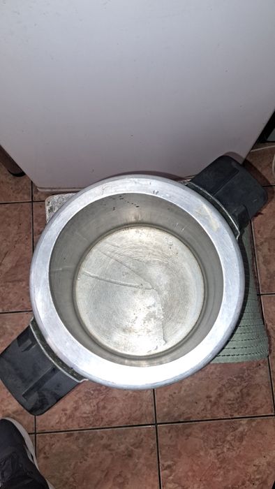 Oală sub presiune Kukta 8 litri !