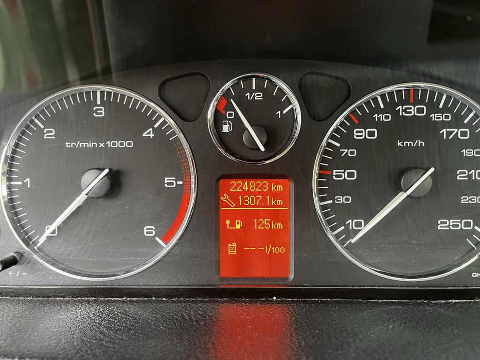 Vand Peogeot 407 pret negociabil