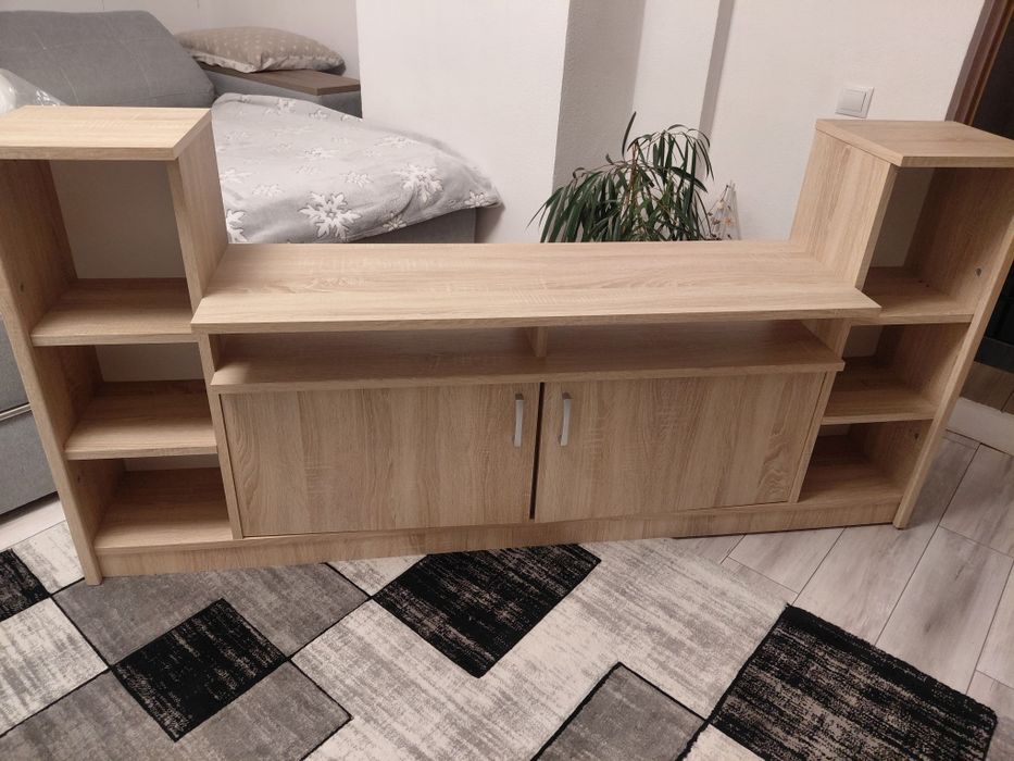 Comodă pentru televizor