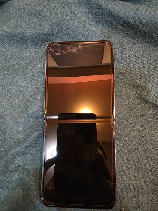 Samsung Z Flip 4 5G 256GB
