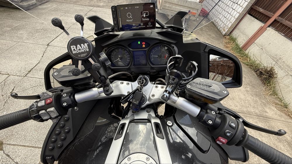 Vand Bmw 1200 RT, full, alarma, akrapovic