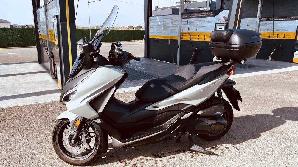 Honda Forza 350 - 2024 cu 5500km