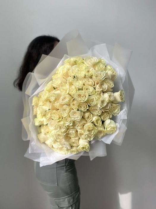 Букеты цветов, розы от 1200 тг 60 см