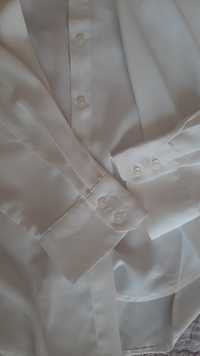 Продам блузку белую новую