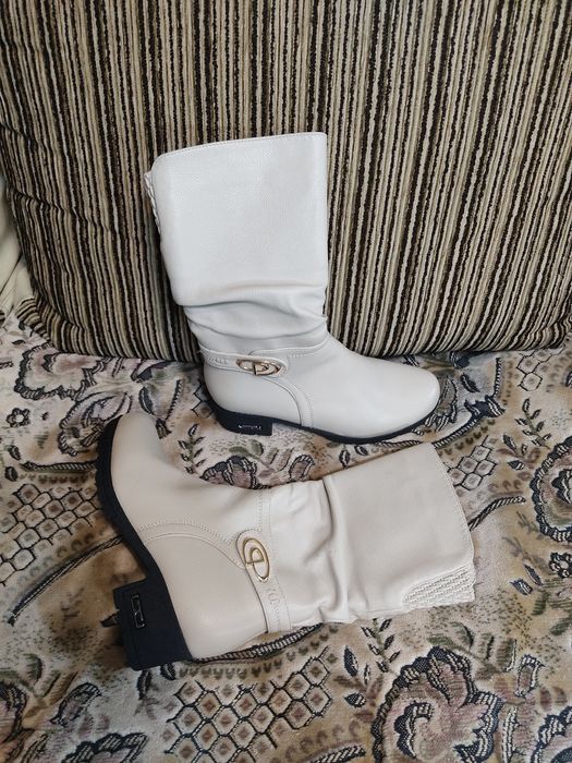 Сапоги весенние и ботильоны