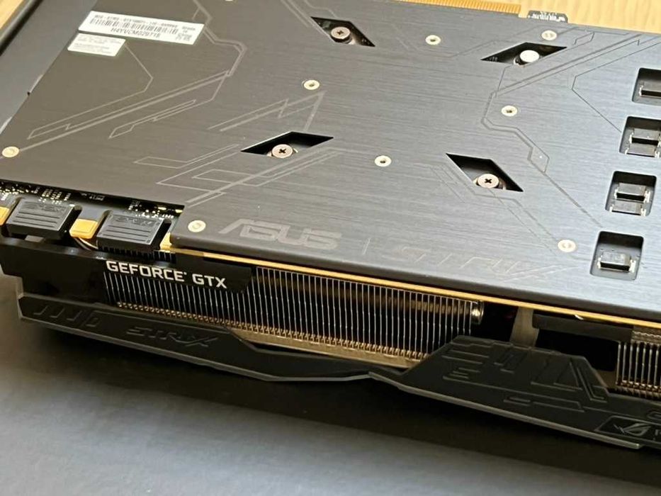 Placa video ASUS GeForce GTX 1080 Ti ROG STRIX