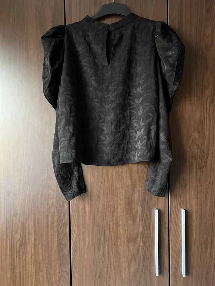 Bluza neagra Zara