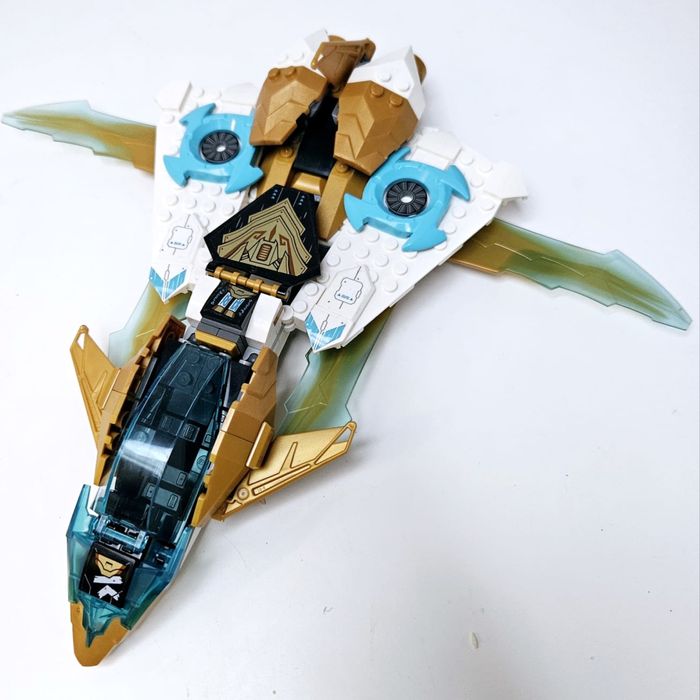 Lego Ninjago 71770 -  Zane's Golden Dragon Jet (2022)