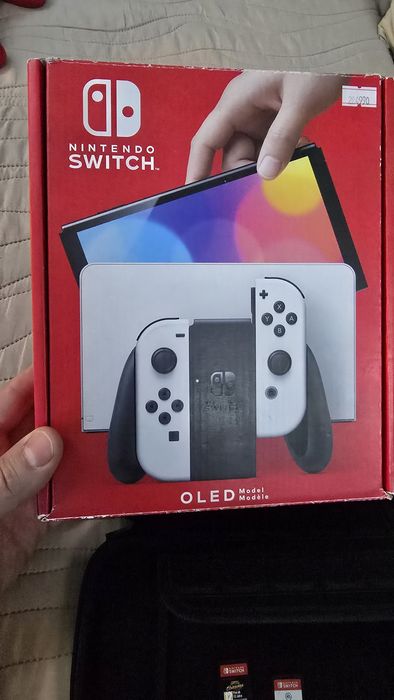 Продам nintendo switch oled последняя модель.