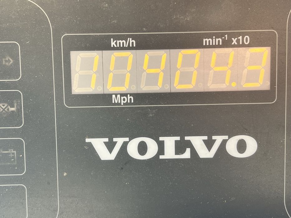 Volă Volvo l40B