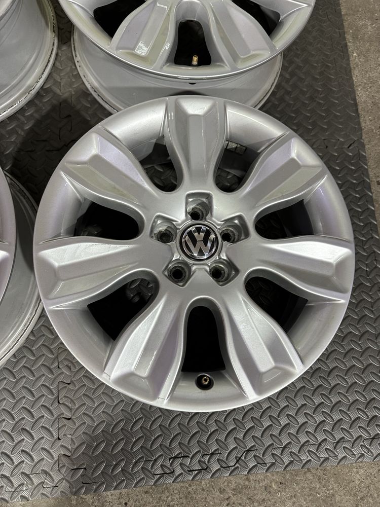 16-ки 5х100 - VW - Golf-Polo-Bora-Beatle-(Audi-A1-A3)-Skoda-Seat
