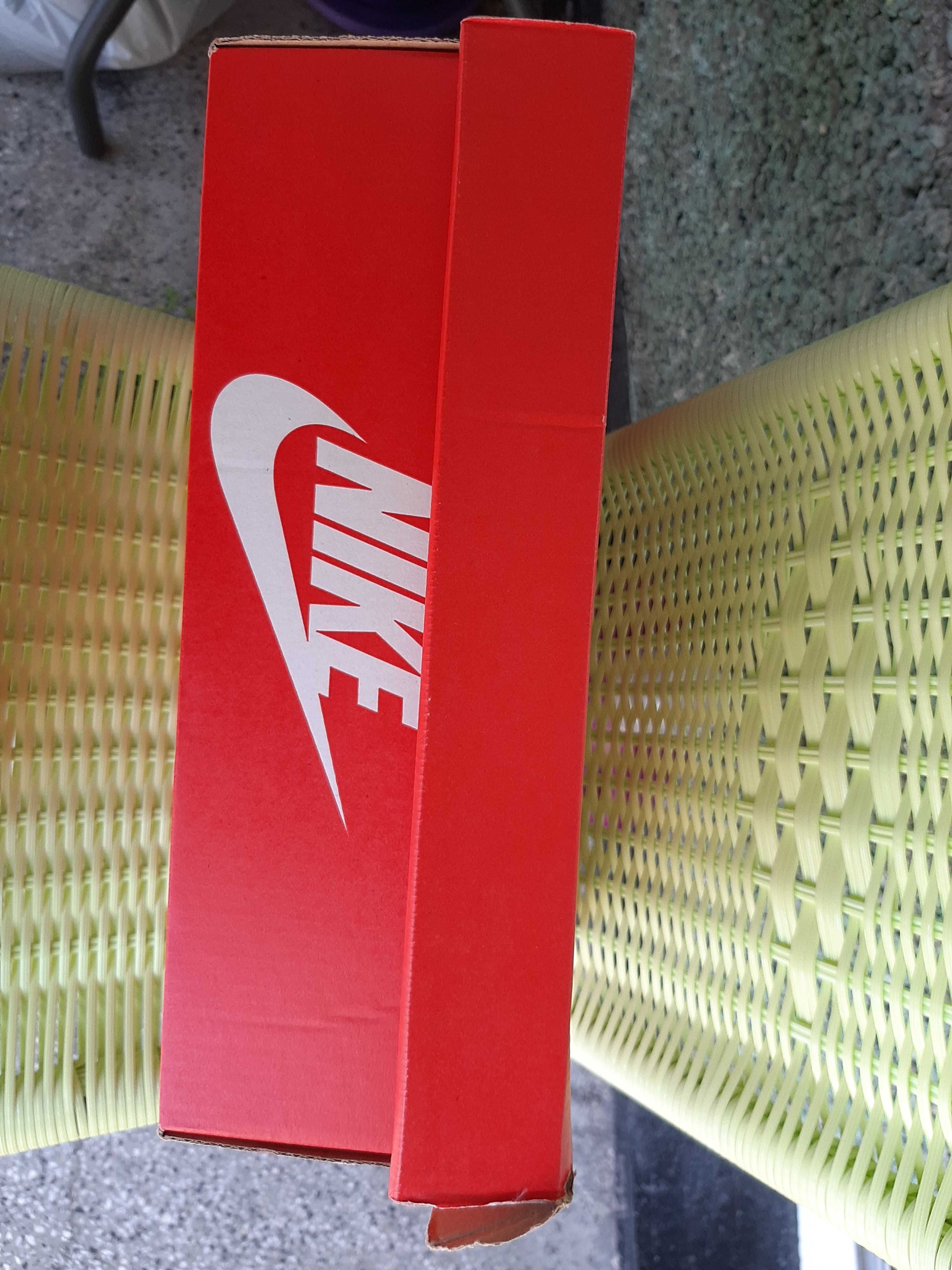 Nike Air Max оригинални маратонки