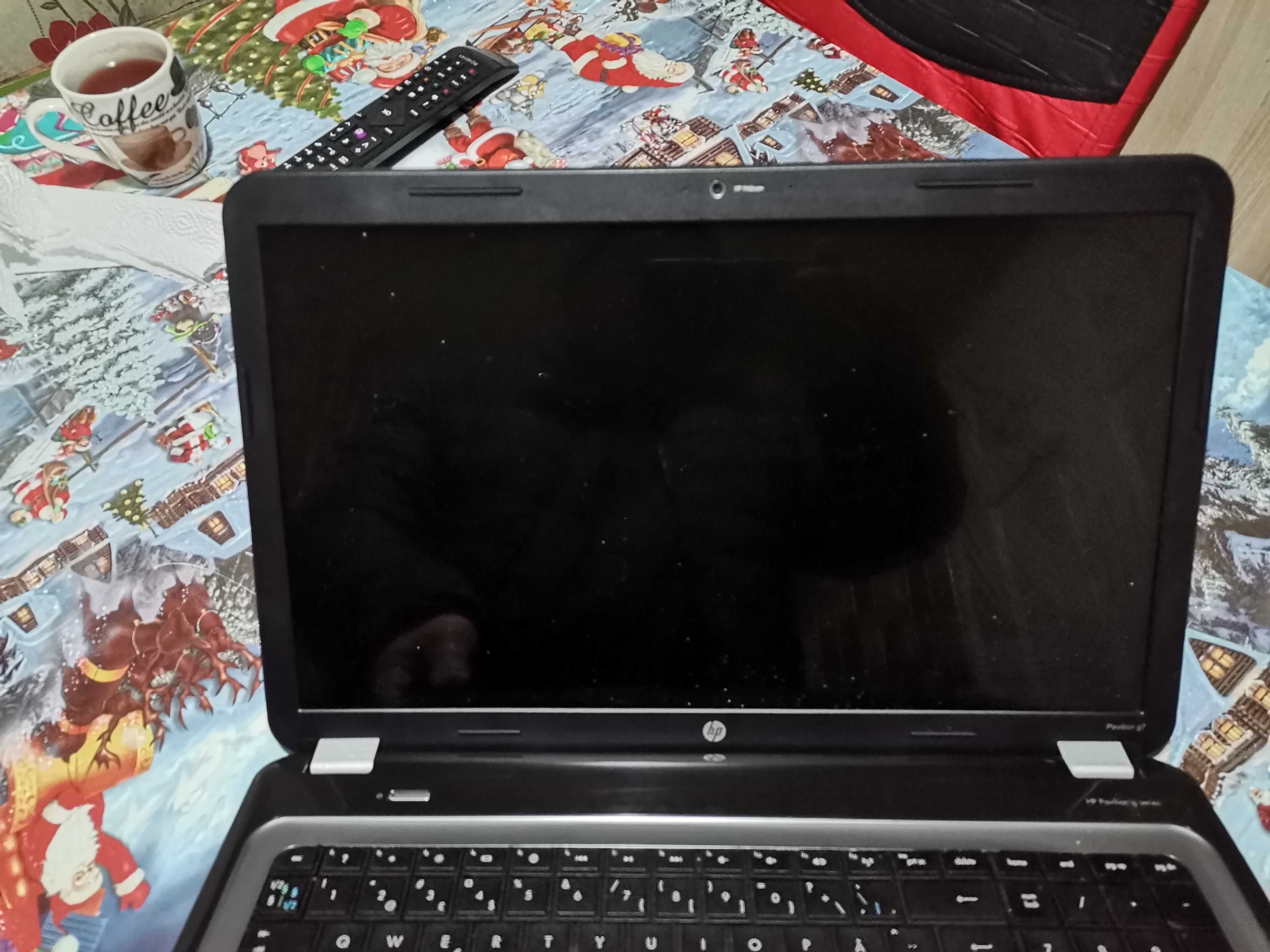 Dezmembrez Laptop HP Pavilion G7